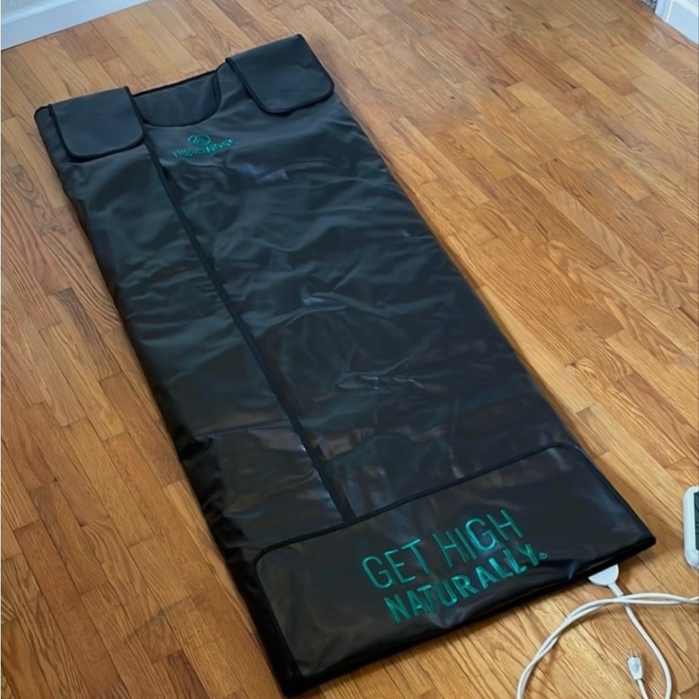 HigherDOSE Infrared Sauna Blanket - Black V3